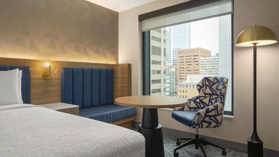 Hampton Inn By Hilton Calgary Downtown