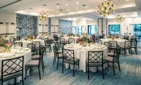 Baker's Cay Resort Key Largo, Curio Collection by Hilton - 朝食