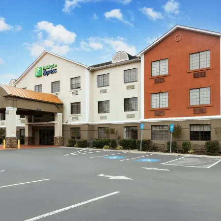 Holiday Inn Express & Suites ACWORTH - KENNESAW NORTHWEST by IHG