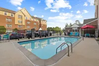 TownePlace Suites Minneapolis Eden Prairie - parking
