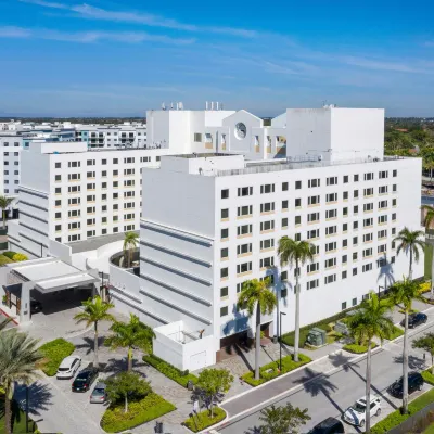 Sheraton Suites Fort Lauderdale West Hotels near Shoppes at Cleary