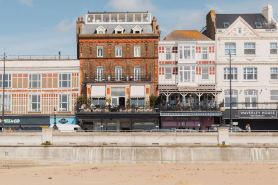 No 42 by GuestHouse, Margate