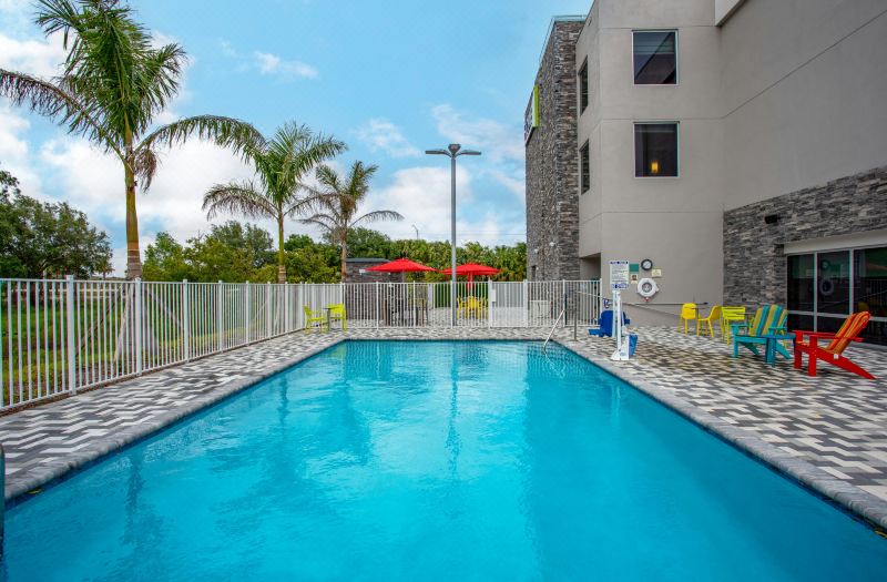 Home2 Suites by Hilton Vero Beach I-95 photo 2