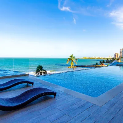 Hotel Cartagena Dubai Hoteles cerca de Plaza del Tejadillo