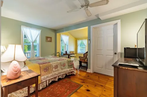 Sylvan Inn Bed & Breakfast - 3-Star