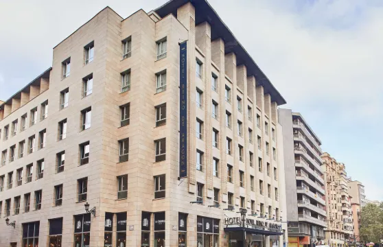 巴黎貝爾西爾鐘樓飯店