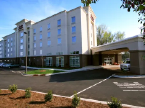 Hampton Inn & Suites Charlotte-Airport Hotels near Charlotte Douglas International Airport