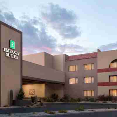 Embassy Suites by Hilton Phoenix Tempe Hotel Exterior