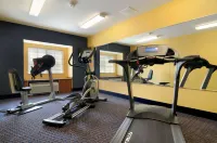 Microtel Inn & Suites by Wyndham Columbus/Near Fort Benning - Gym