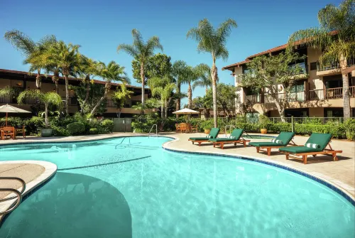 DoubleTree by Hilton Claremont - spa