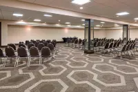 Four Points by Sheraton Milwaukee Airport Hôtels à : Cudahy