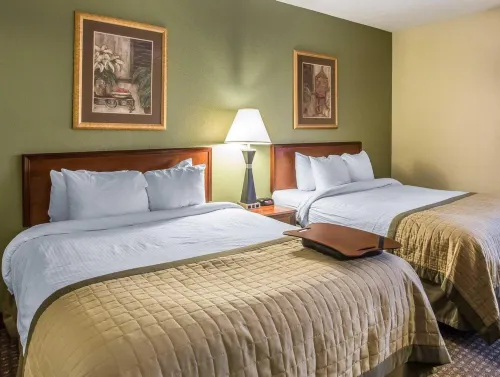 Sleep Inn & Suites West Knoxville Hotels in Farragut