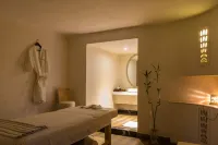 The Landmark Towers - spa