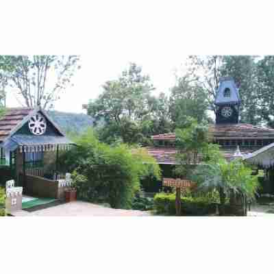 Indeco Lake Forest Hotel Exterior