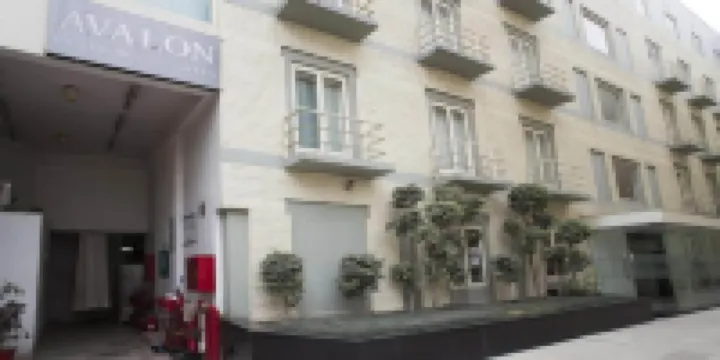 Avalon Courtyard Residence Suites Hotels near Shri Aadya Katyayani Shaktipith Mandir, Delhi