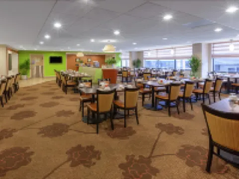 ฮิลตันการ์เด้นอินน์ พิตส์เบิร์ก ยูนิเวอร์ซิตี้เพลซ โรงแรมในพิตส์เบิร์ก