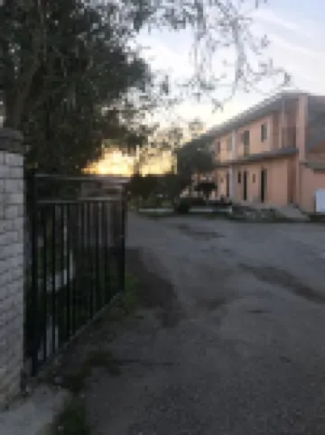 Banos Apartment with 2 Rooms and Swimming Pool