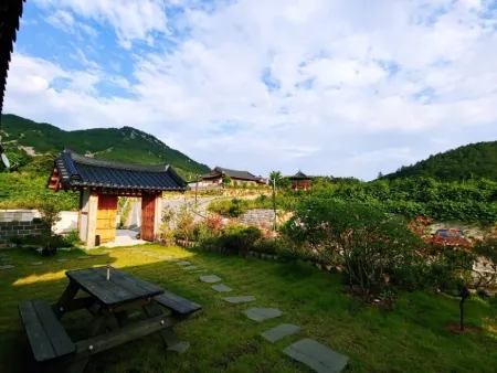 Wando Woori Hanok Pension