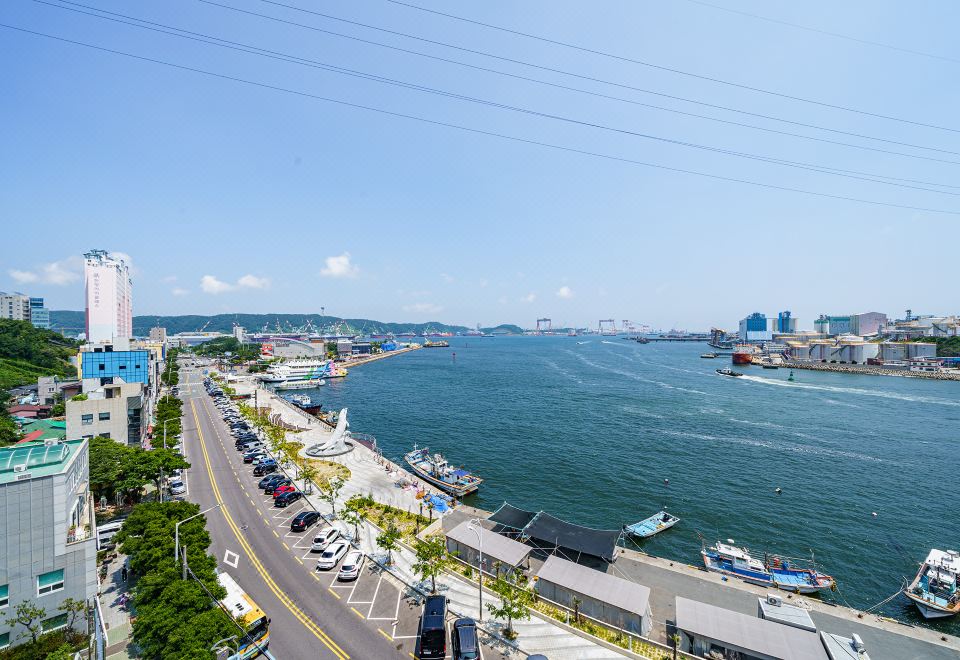 브라운 도트 호텔 울산 장생포 썸네일