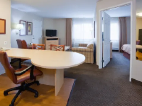 Candlewood Suites MILWAUKEE BROWN DEER by IHG Hotels in Brown Deer