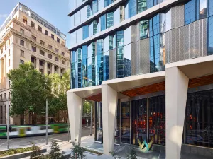 W Melbourne