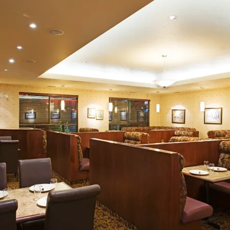 Holiday Inn & Suites LLOYDMINSTER by IHG