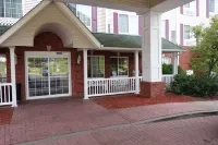 Wingate by Wyndham Youngstown/Austintown Отели рядом с достопримечательностью «Strock Stone House»