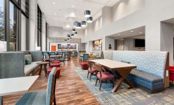 Hampton Inn and Suites by Hilton Portland Tigard