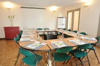 Ampaline Hotel - Perigueux Boulazac Hotels in Antonne-et-Trigonant