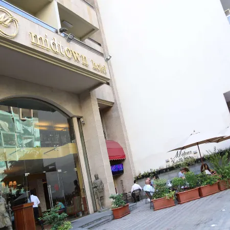 Midtown Hotel & Suites