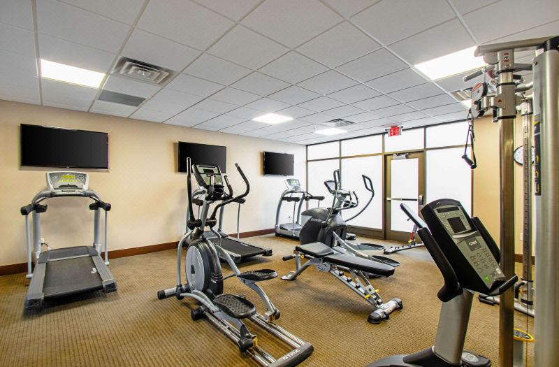 Sleep Inn & Suites Madison - Monona photo 2