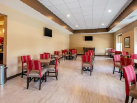 Comfort Suites Fishkill Near Interstate 84 Hotels in Fishkill