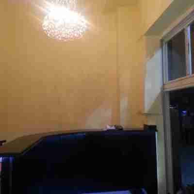 Royal Crown Hotel Alexandria FAMILIES ONLY Others