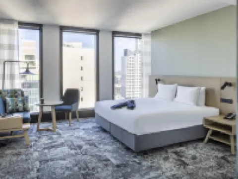 Holiday Inn Express AUCKLAND CITY CENTRE by IHG Hotels near The University of Auckland