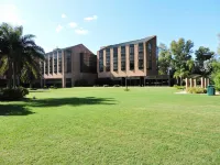 Sheraton Pilar Hotel & Convention Center Các khách sạn ở La Lonja