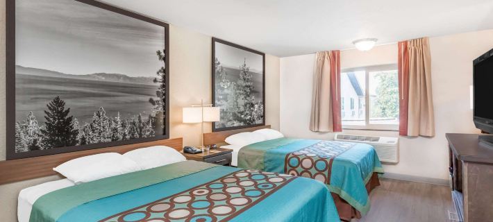 Super 8 by Wyndham Redding Hotel di Redding