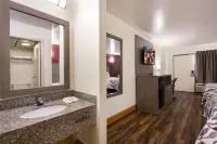 Red Roof Inn Crestview