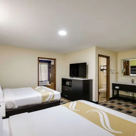 Quality Inn & Suites Mt Chalet