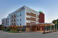 Home2 Suites by Hilton Edmond - parking