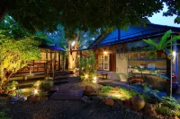 Katom Satu Hotels in Photharam
