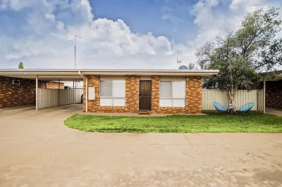 Echuca Moama Holiday Accommodation - Sunny Shackell Hotels near Echuca
