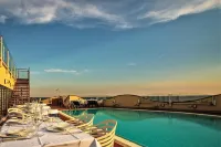 Grand Hotel Astoria - piscina