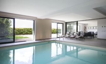 Suite & Pool-Como House-160 mt-Private Indoor Swimming-Pool