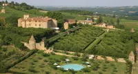 Château de Bagnols Hotels in Saint-Laurent-d'Oingt