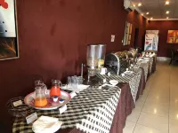Bridgeview Hotel & Conference Centre - breakfast