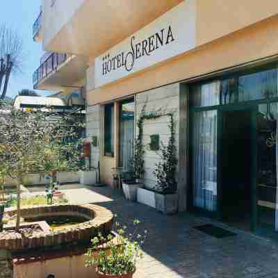 Hotel Serena Hotel Exterior