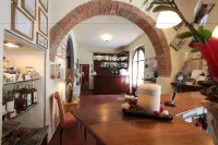 Hotel Villa San Michele Hoteles en Capraia e Limite