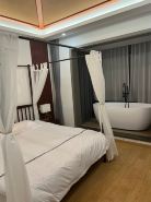 Host No. 8 Ms. Zheng Villa (Lingji Road)