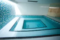 The Holman Grand Hotel - Hot Tub