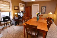 The Inn on Ferry Street